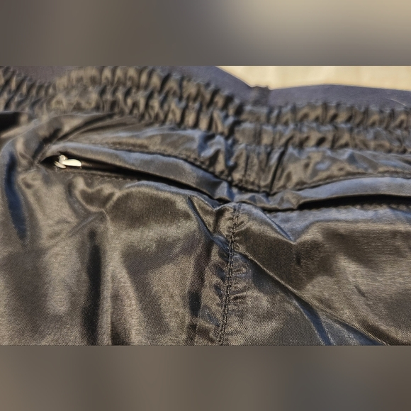 NWT Set of 2 Nike Women's size Medium Running Shorts - Picture 13 of 16